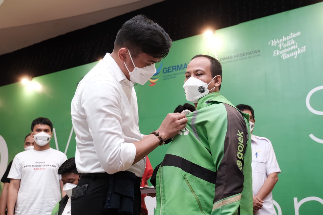 300 Mitra Gojek di Kabupaten Gowa Ikut Vaksinasi Covid-19